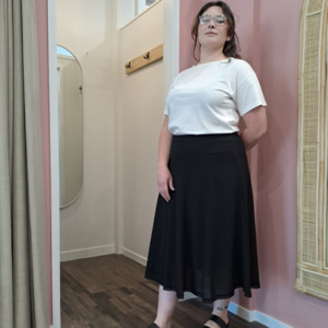 Country Road - Black Panel Skirt - Size 16