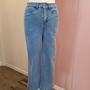 Pants: Newport Collection - Athena Wide Leg Jean - Size 8 - BNWT
