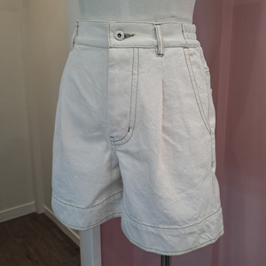 Kowtow - Outline Shorts in Ecru - Size XS