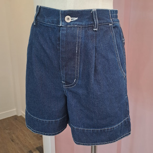 Pants: Kowtow - Outline Shorts - Size XS