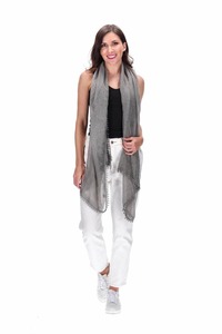 Scarfs: Lightweight Scarf Grey