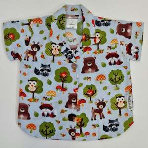 Short Sleeve Shirt: Short Sleeve Shirt -  Bear and Friends