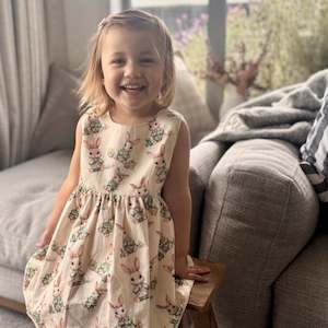 Auntie Me Classic Dress 1: Classic Dress - Animals