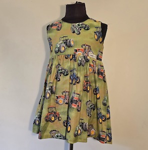 Auntie Me Classic Dress 1: Classic Dress - Things that go broom!