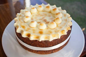 Cakes: Christmas Cake - Large to Very Large