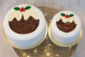 Christmas Cake - Small to Medium Sized
