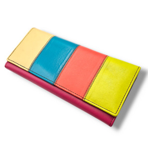 Products: Riley 04 AuroraLily