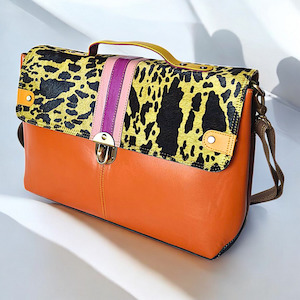 Products: Valerie 08 AuroraLily