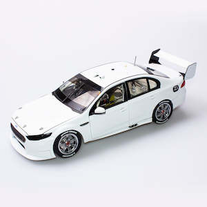 Plain Body Supercars: 1:18 Ford FGX Falcon Supercar White Plain Body Edition