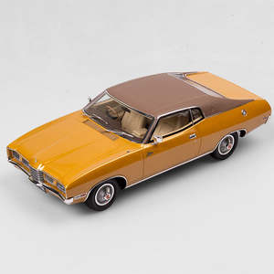 Australian Road Cars: 1:18 Ford P4 Landau - Tropic Gold