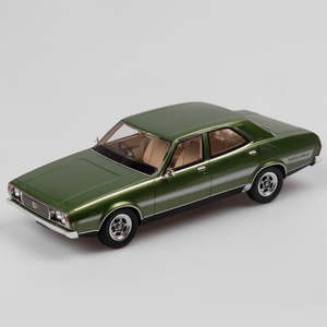 Australian Road Cars: 1:18 Leyland P76 Targa Florio - Aspen Green Metallic