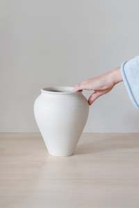 Vases: Coastal Santorini