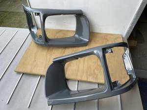 Toyota Hiace Parts: Toyota Hiace Surround Bazel Head Light Cover 1989-2004