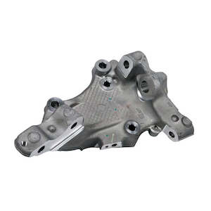 Holden Commodore Ve Vf: Genuine Holden RH Front Steering Knuckle VF Commodore