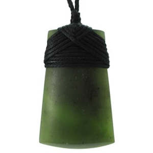 Pounamu Greenstone: NZ Greenstone Toki Medium 40mm
