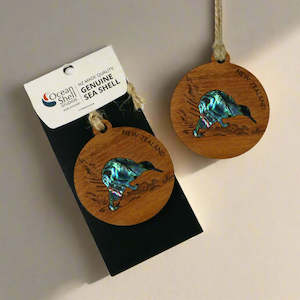 PAUA - RIMU DECORATION