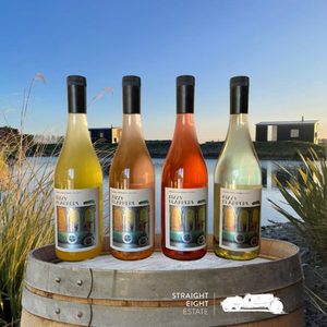 Fizzy Flappers Summer Sangria - Straight 8 Estate Winery Burnham