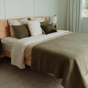 Whare Collection: Āhuru Coverlet