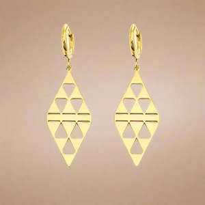Niho Earrings (Gold) - Pāmu