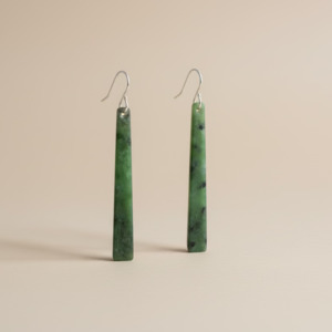 Whakakai Pounamu (Drop Earrings) - 10