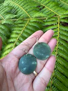 Pounamu Disc Earrings 2 - Donna Summers
