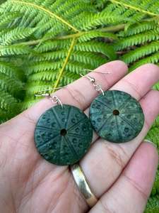 Pounamu Earrings: Kina Pounamu Earrings 5 - Donna Summers