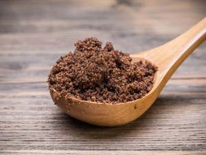 Michoacán Chili Salt – Smoky Fruit & Snack Seasoning