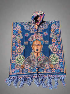 Frida Kahlo Poncho