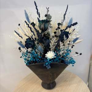 Frontpage: Coastal Calm - Vase Arrangement