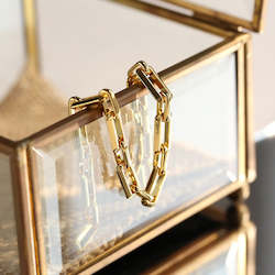 Frontpage: Square Splicing Choker