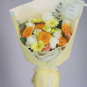 Sunbeam Smile Bouquet