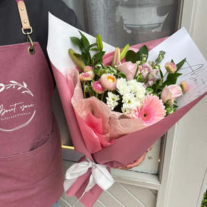 All Flowers: Pastel Bouquet