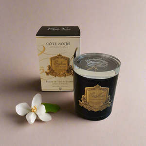Cote Noire 450g Candle - Dark Vessel with Gold Badge - Jasmine Flower Tea - CGG45020
