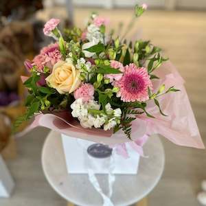All Flowers: Florist Choice Posies In Bag