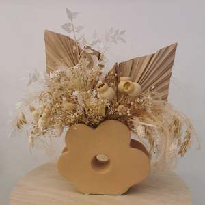 Natural - Blush Flower Arrangement