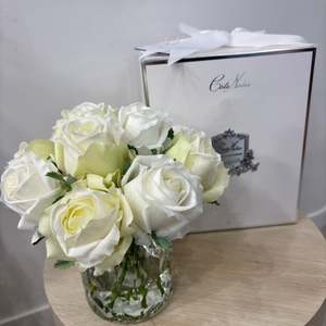 Cote Noire: Cote Noire - Herringbone Flower / Green & White Roses HCF12