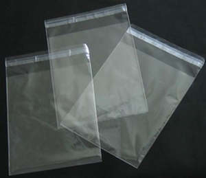 Bags Plastic: Polypropylene bags with resealable tape