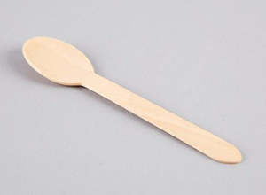 Utensils: wooden spoon