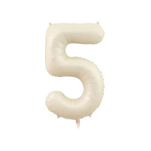 Alia Aulia: Five Cream Number Balloon