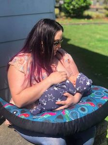 Koru Embrace - Parrot Royale