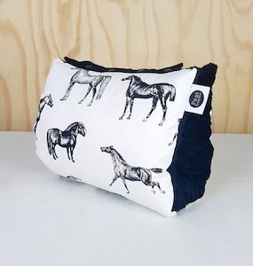 Products: Pepi Nursing Sleeve - Frolicking Fillies