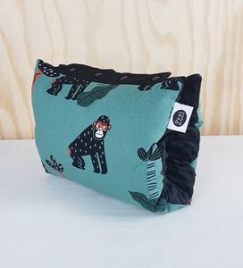 Products: Pepi Nursing Sleeve - Going Ape