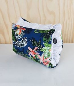 Products: Pepi Nursing Sleeve - Island Bloom