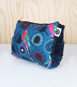 Products: Pepi Nursing Sleeve - Parrot Royale