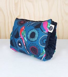 Products: Pepi Nursing Sleeve - Parrot Royale