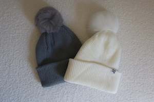 Knitwear: Kids PomPom Beanie