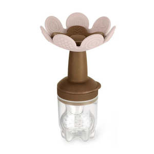 Utensils: Haakaa Flower Fresh Food Feeder