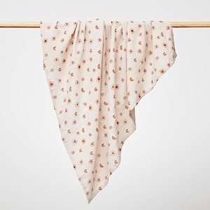 Recommended Seguno: Sunny Sand Organic Muslin wrap