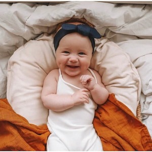 Topknot Headbands: Navy topknot headband