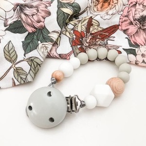 Dummy Holder - Grey/White